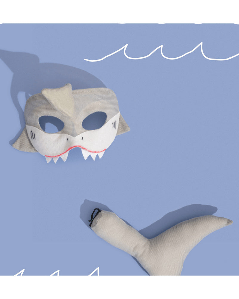 Shark Deluxe Mask and Tail Set