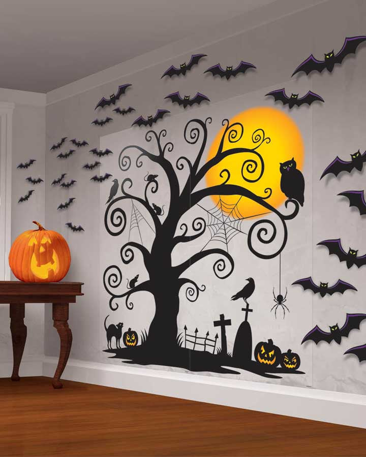 Family Friendly Halloween Scene Setter Kit