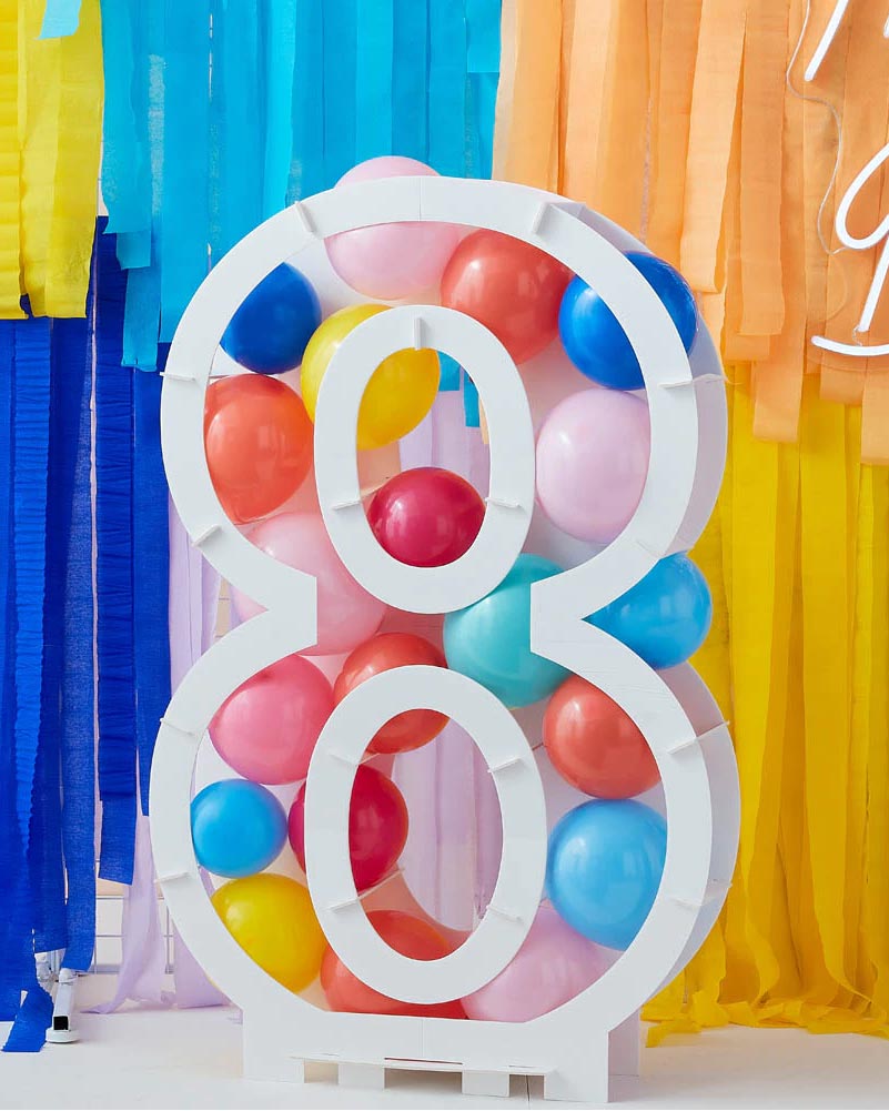 Mix It Up Number 8 Balloon Kit