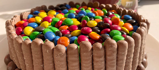 Easy Birthday Cake Hack For People Who Can't Bake