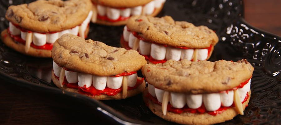 4 Halloween Dessert Ideas So Easy It’s Scary