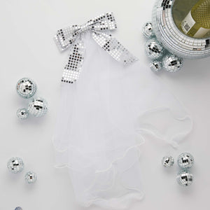 Disco Hen Bow Veil