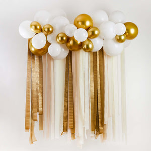 Metallic Mix Up Gold Metallic Balloon & Streamer Backdrop Kit
