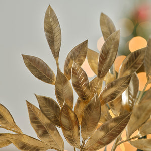 Rustic Red Christmas Gold Foliage
