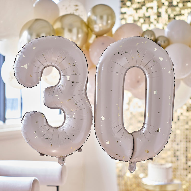 Gold Party 30 Milestone Balloons