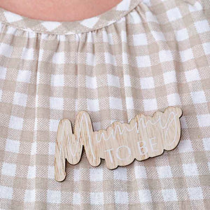Hello Baby Mummy to be Wooden Badge