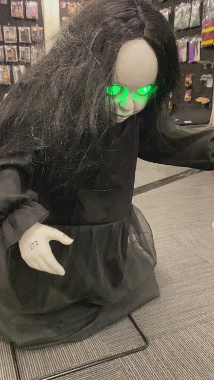 Creepy Girl Animatronic