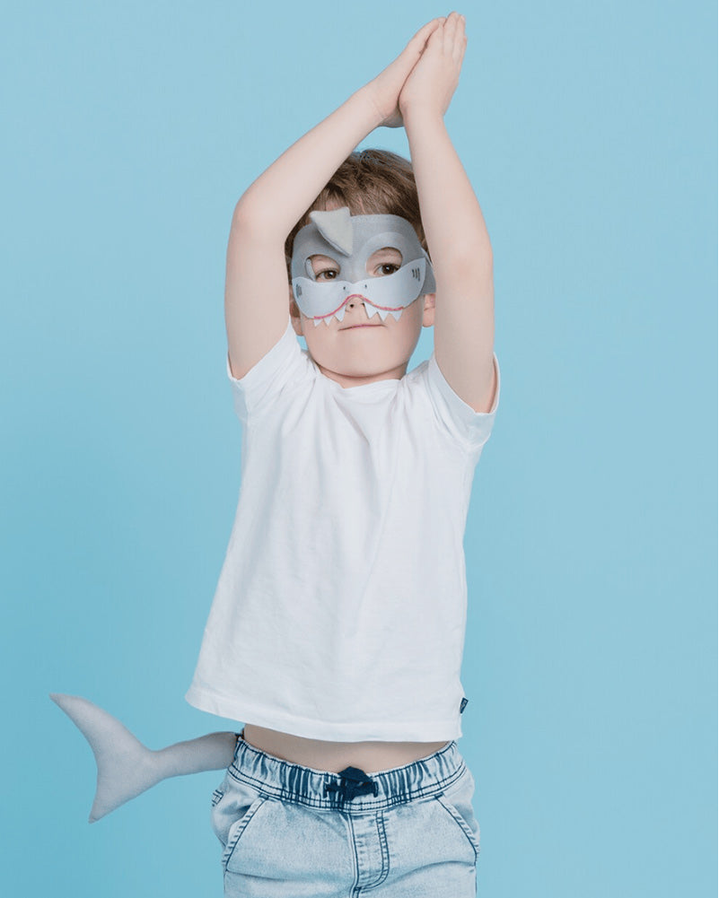 Shark Deluxe Mask and Tail Set