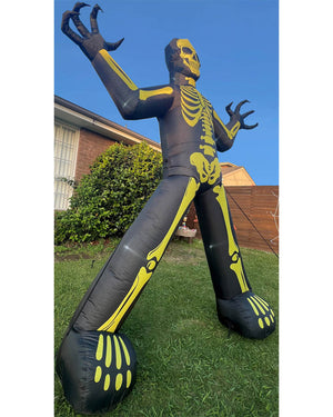Skeleton Lawn Inflatable Decoration 3m