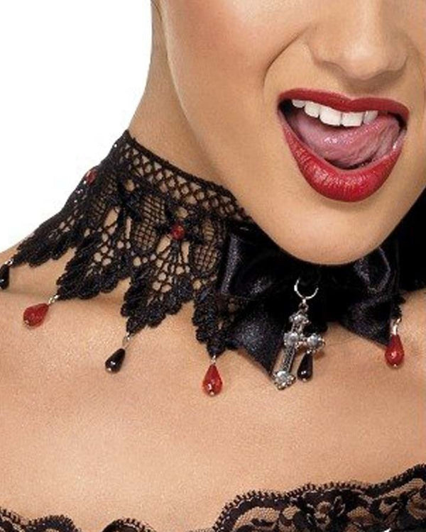 Gothic Necklace with Lace and Beads