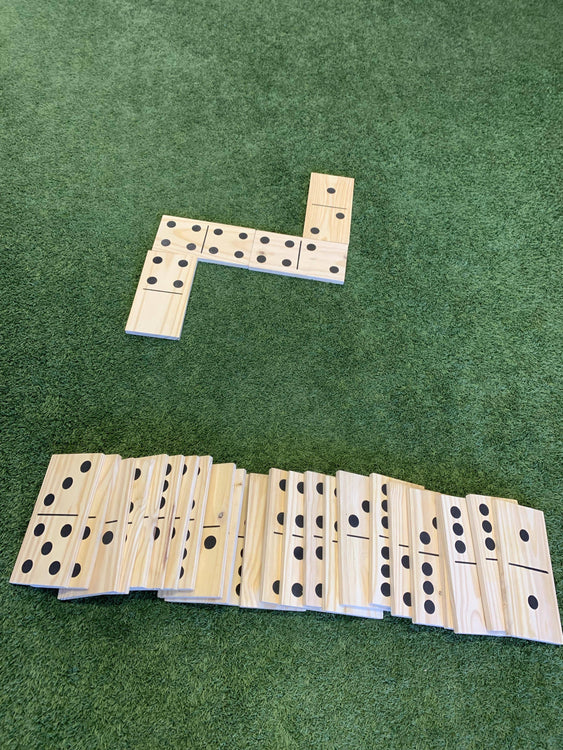 Giant Outdoor Dominoes Game Set with 28 Pieces 15cm