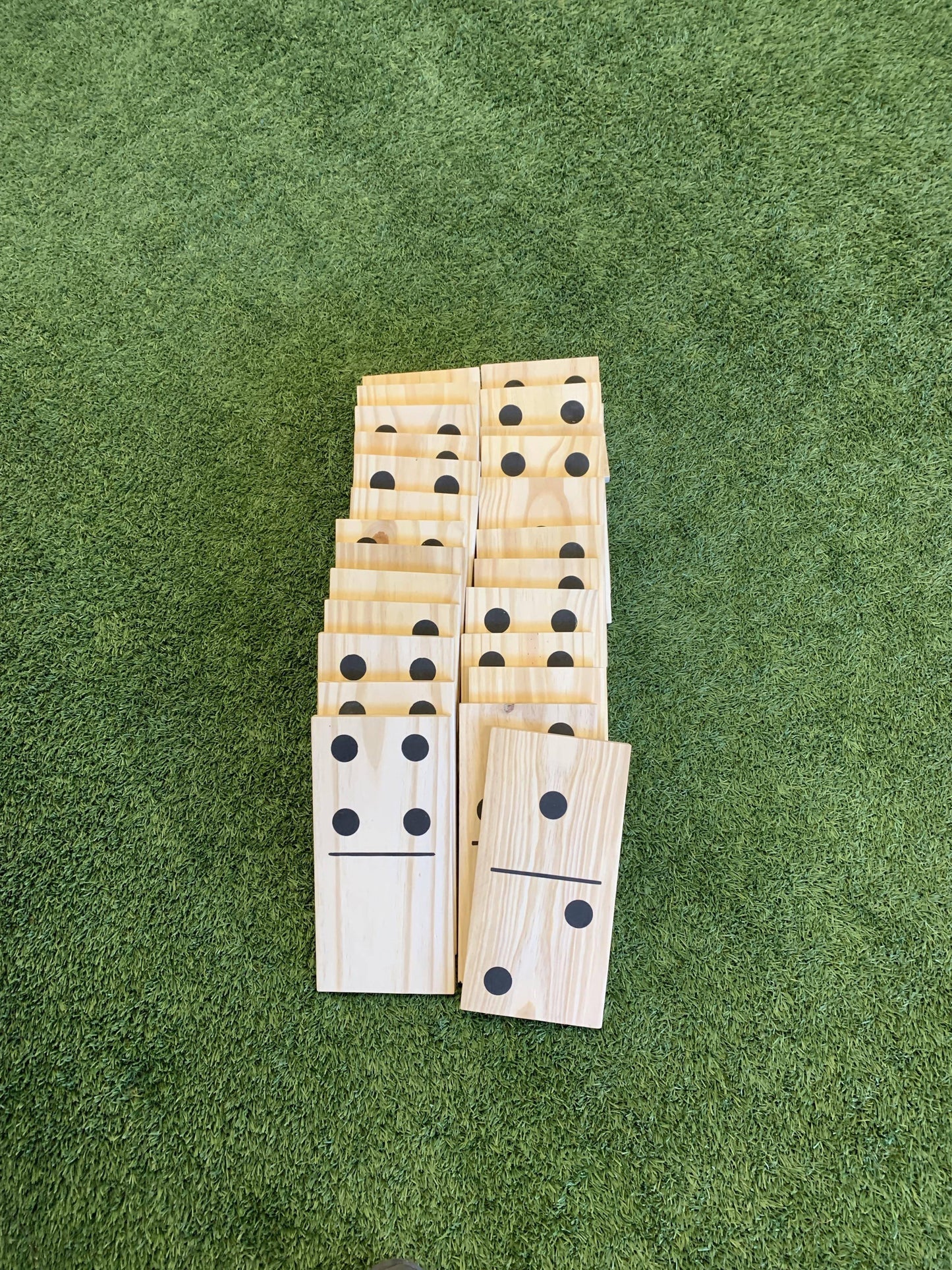 Giant Outdoor Dominoes Game Set with 28 Pieces 15cm
