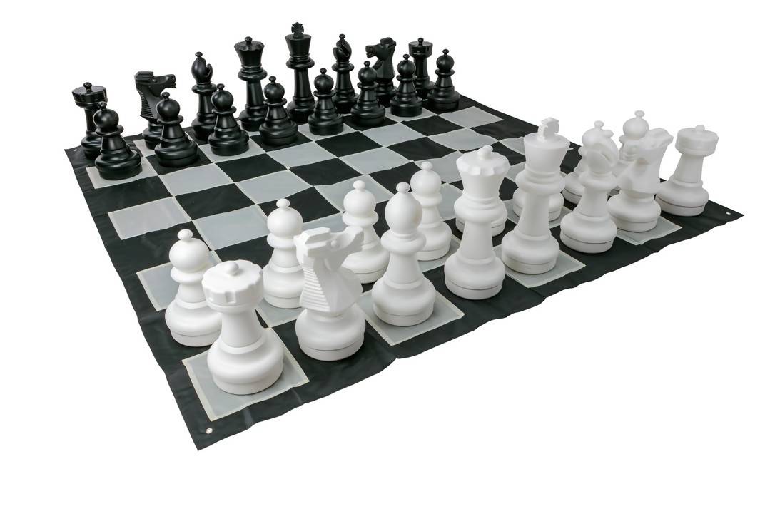 Giant Size Plastic Outdoor Chess Game Set with Mat 2.7mx2.7m
