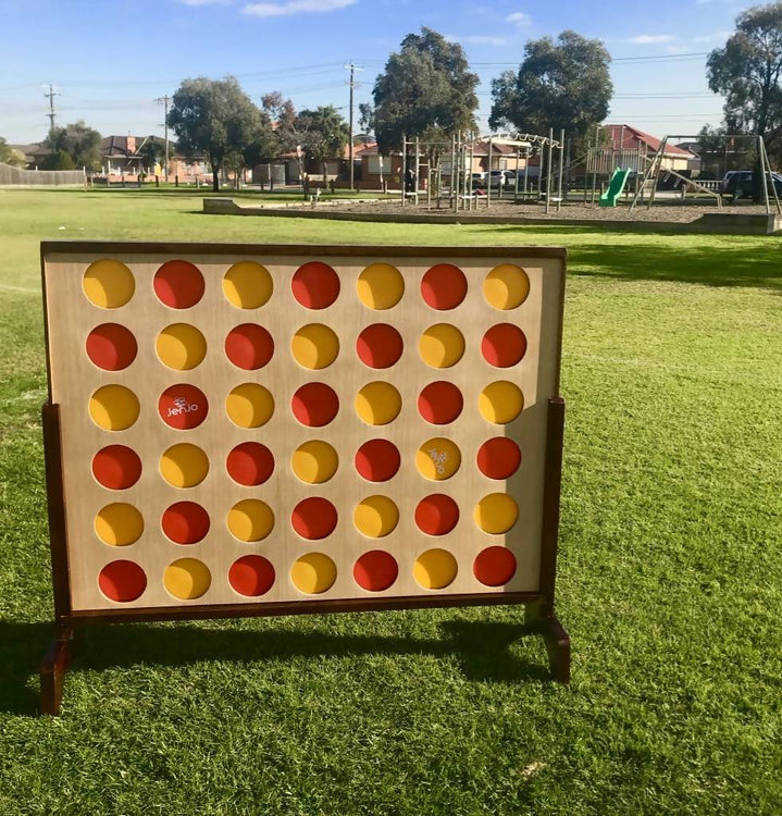 Giant4 Hardwood Indoor Outdoor Giant Connect Four In A Row Game Set 120x109cm