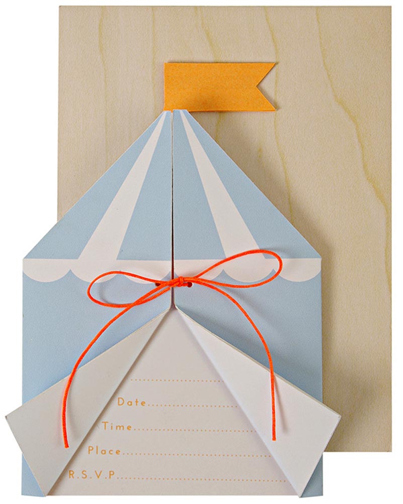 Silly Circus Party Invitations Pack of 8