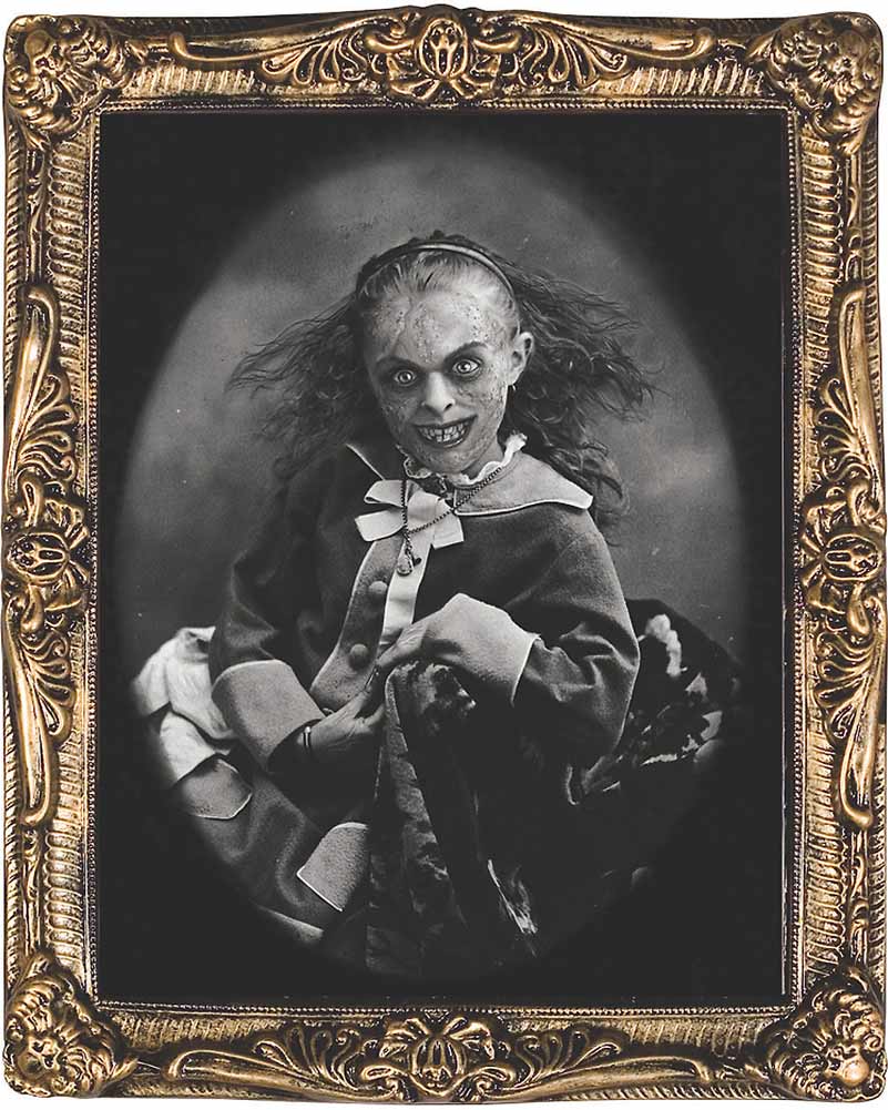 Pretty Possessed Lenticular Portrait 38cm