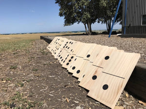 Mega Outdoor Dominoes Game Set with 28 Pieces 30cm