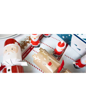 Race to the North Pole Christmas Crackers Pack of 6